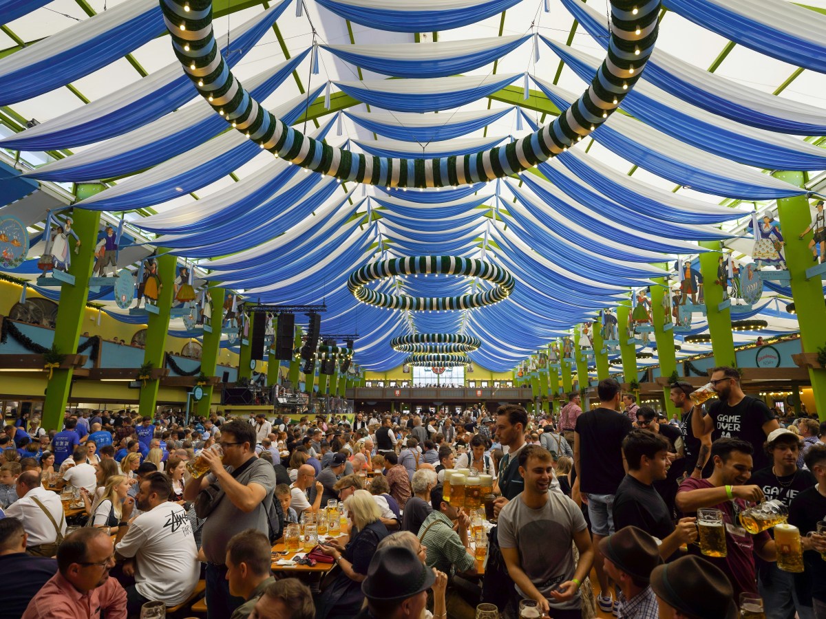 Opinion: I Find it Hard to Believe This Oktoberfest Tent Doesn’t Have ONE IPA